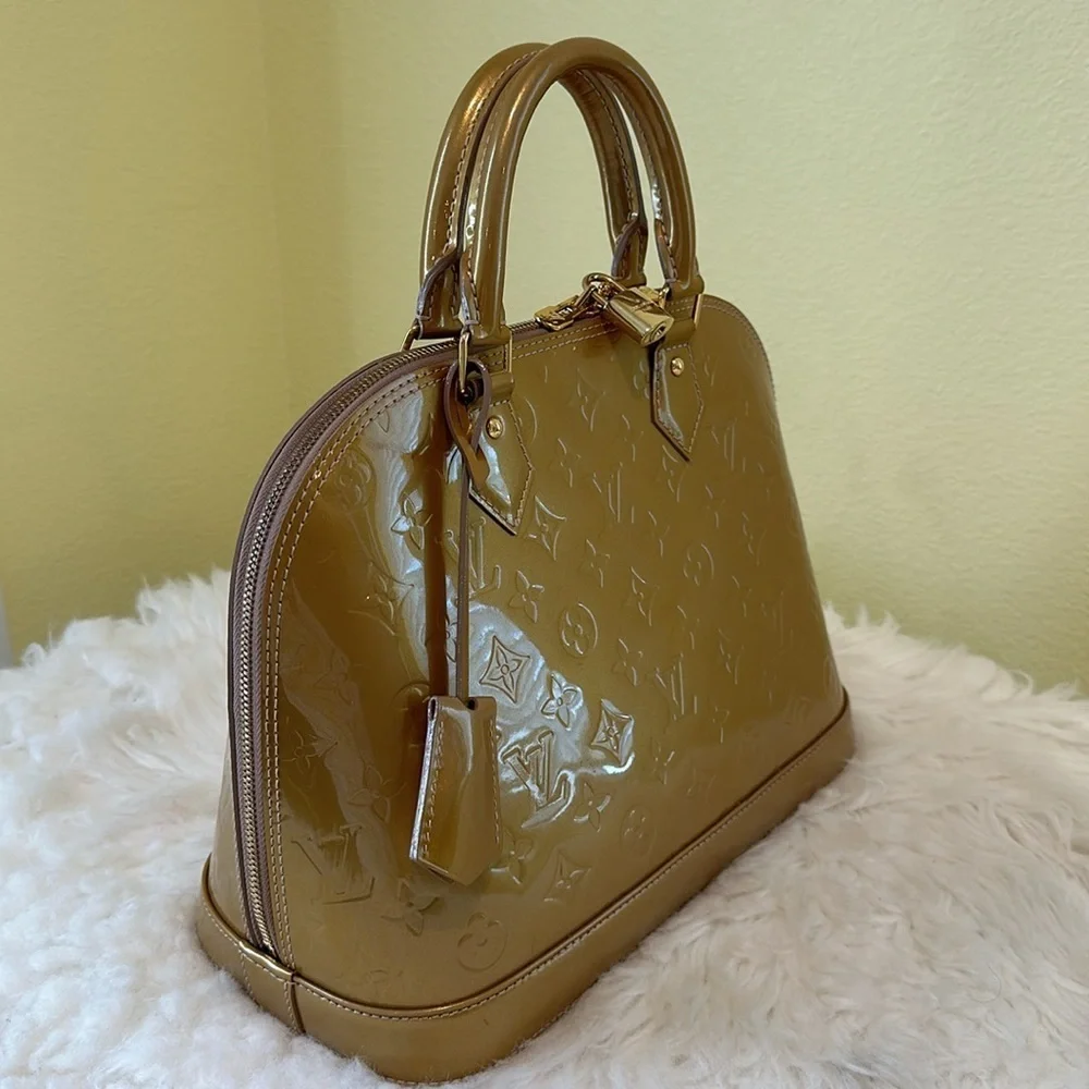 💯Authentic Louis Vuitton Alma Women's Bag🍀
